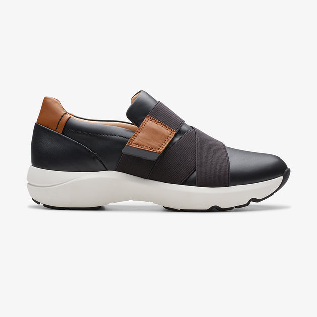 Shop Women's Trainers & Running Shoes Online in UAE | Clarks